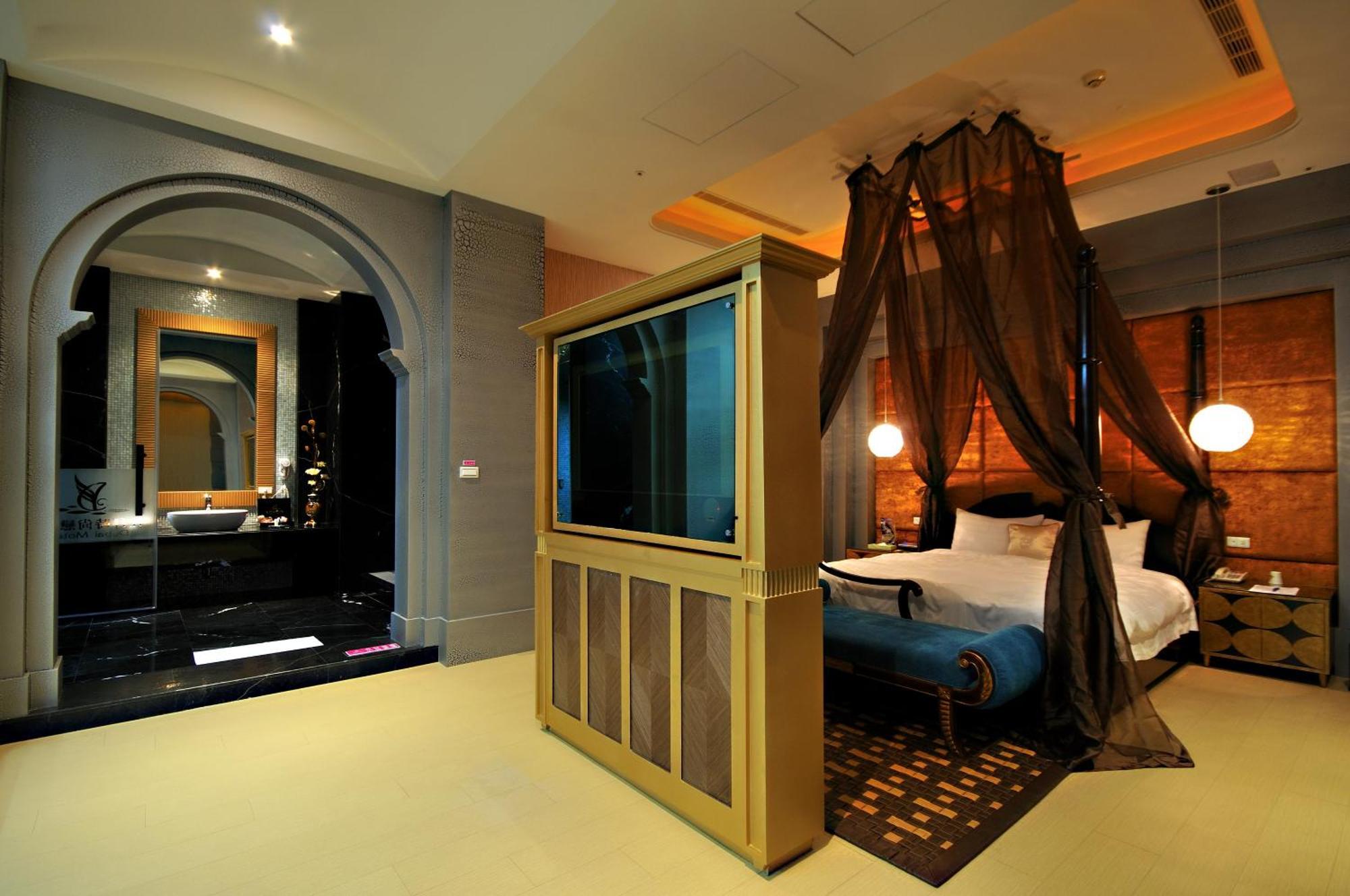 Dubai Motel Yilan Exteriör bild